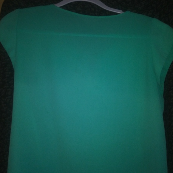 Express bundle blouses - Picture 2 of 8